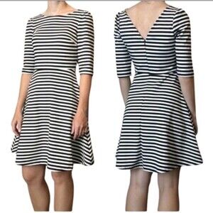 Pixley Stitchfix  Katy Black Striped Stretch V back, Size L 3/4 Sleeve SKU#A-106
